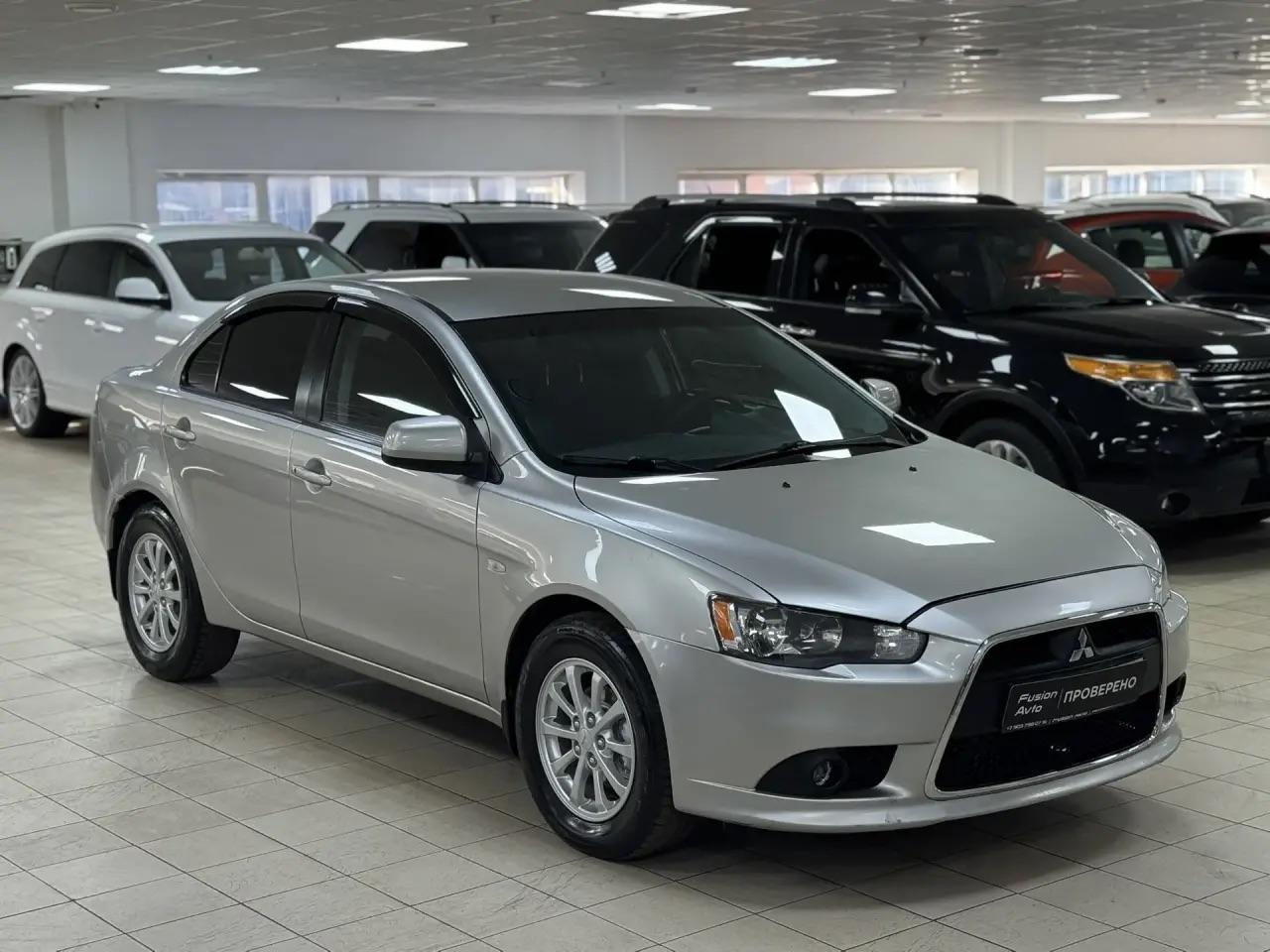 Mitsubishi Lancer