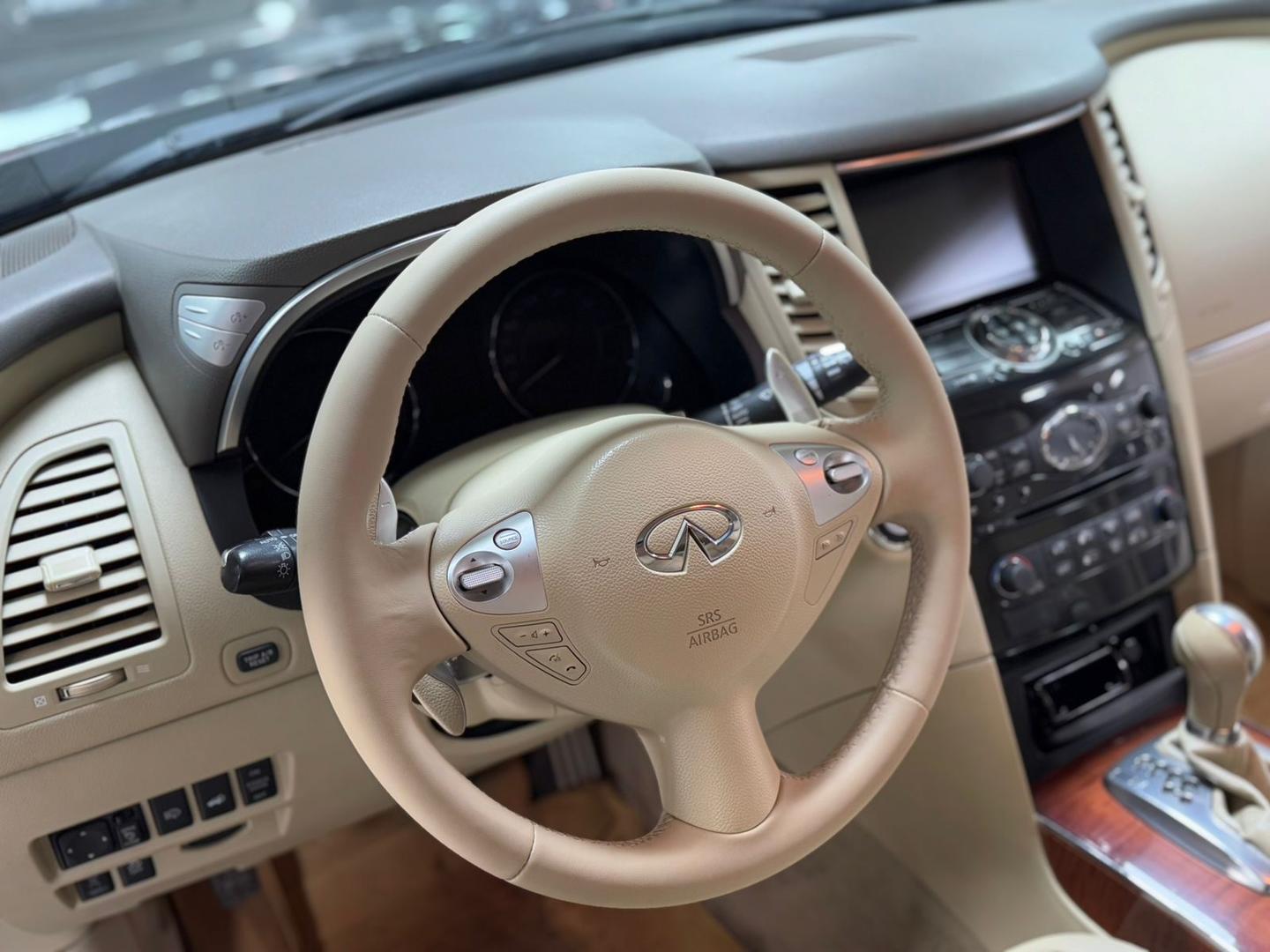 Infiniti FX