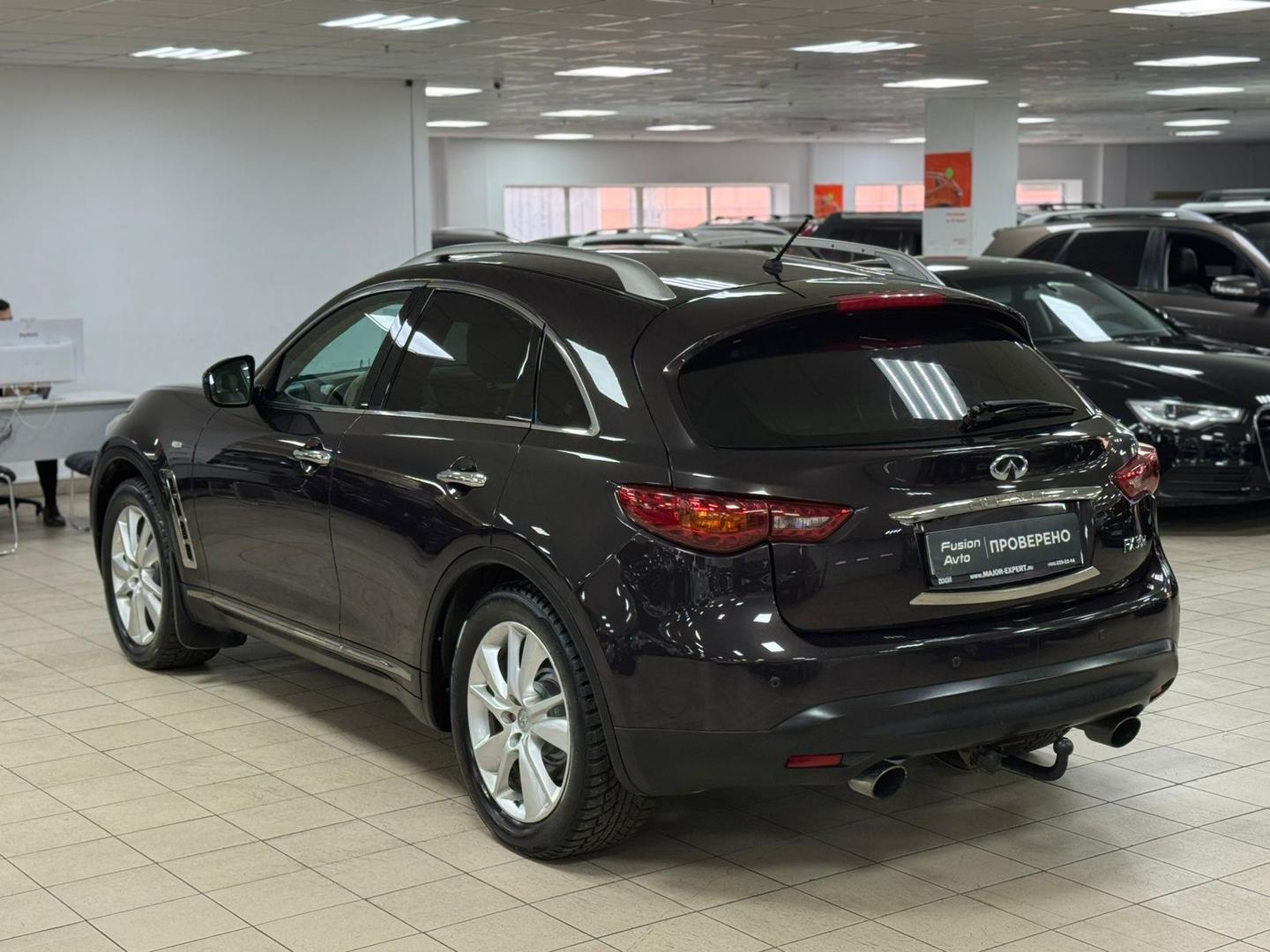 Infiniti FX