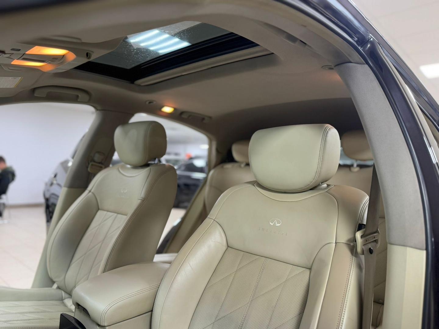 Infiniti FX