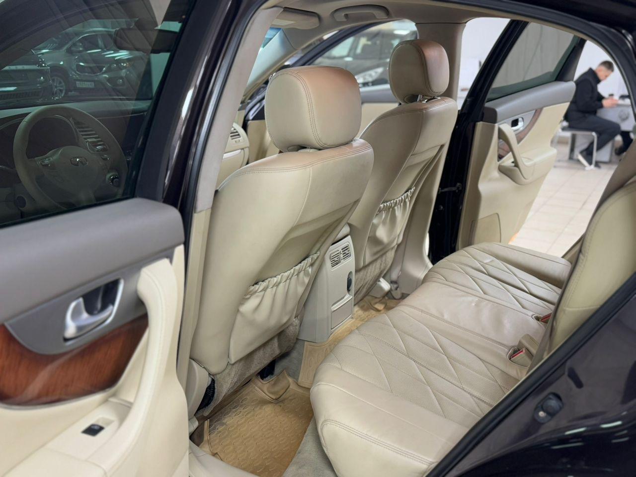 Infiniti FX