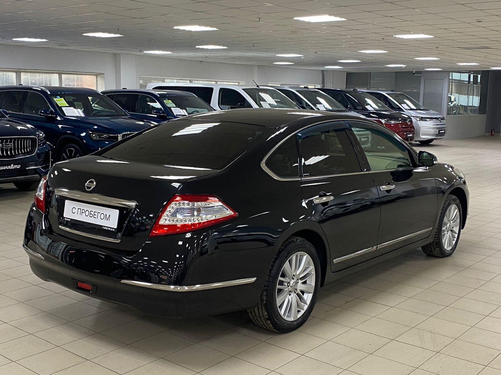 Nissan Teana