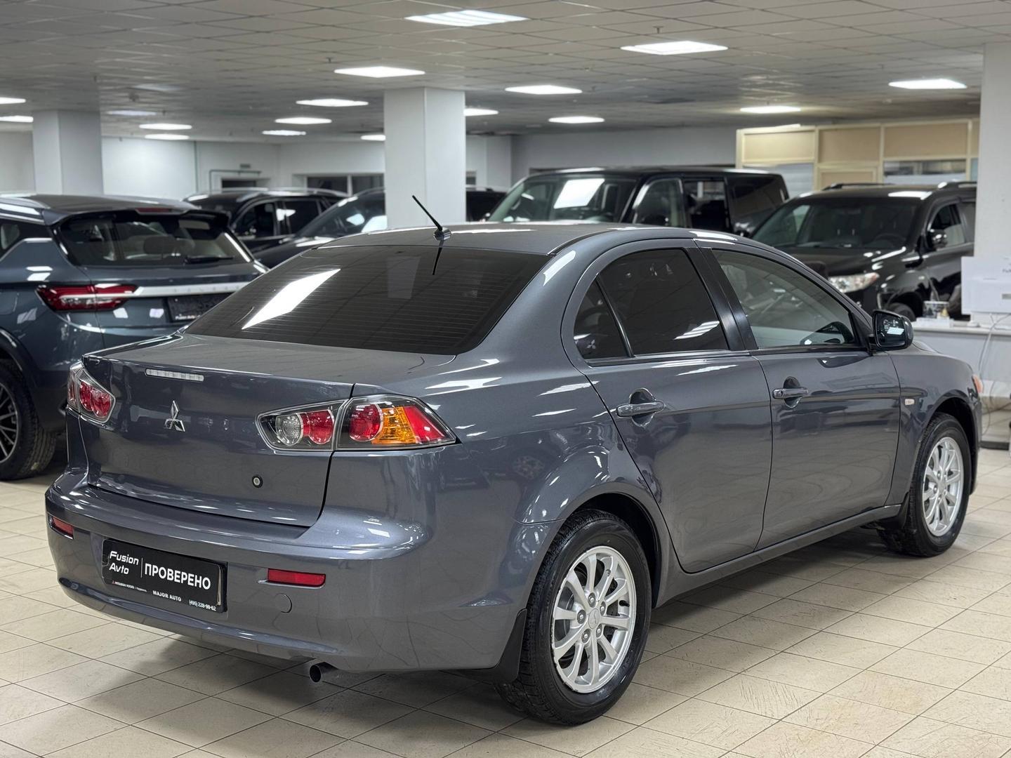 Mitsubishi Lancer