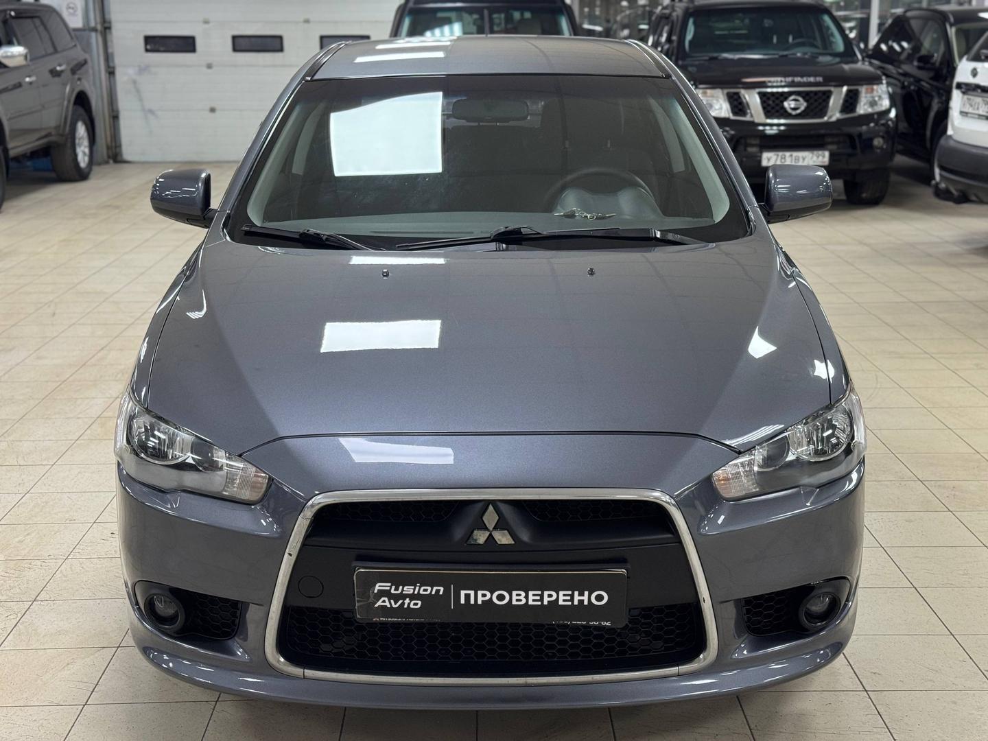 Mitsubishi Lancer