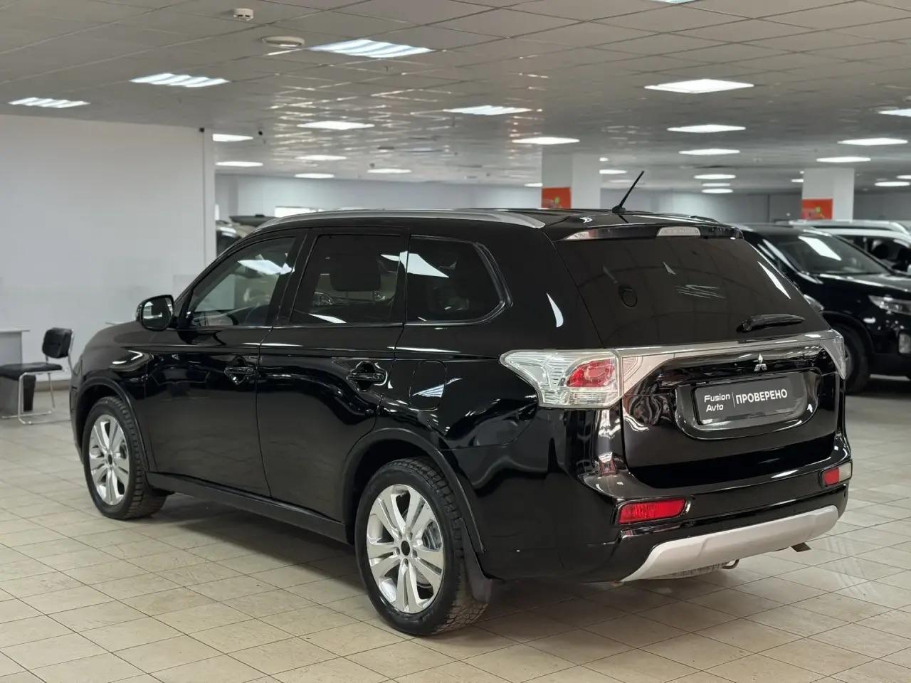 Mitsubishi Outlander