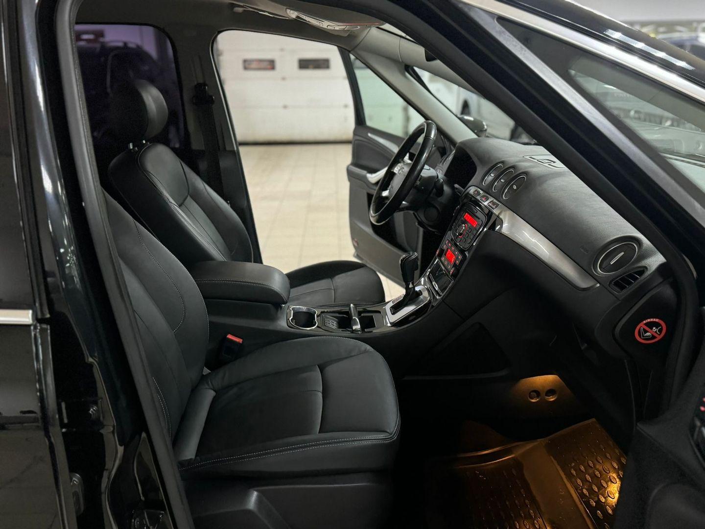 Ford S-MAX