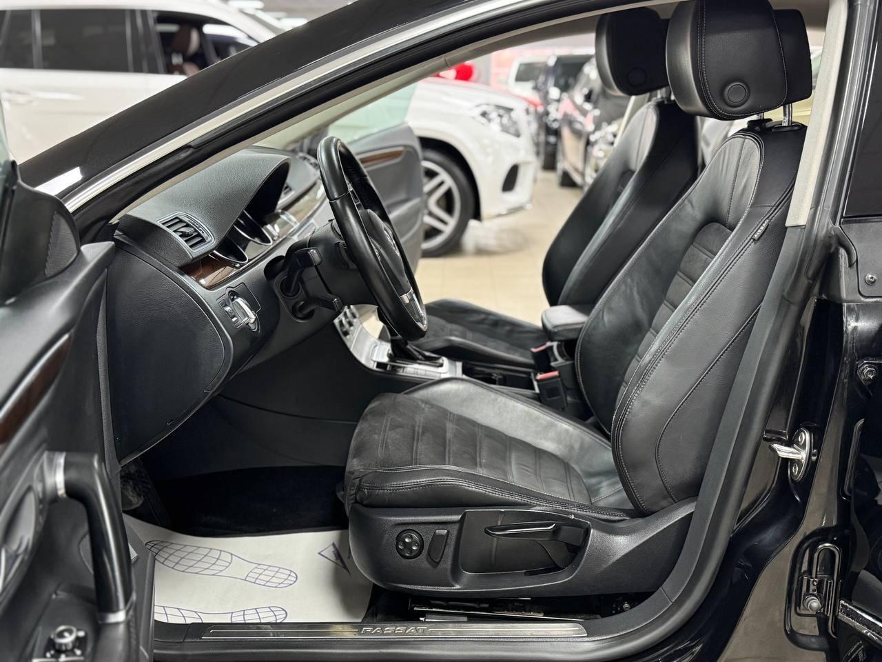 Volkswagen Passat CC