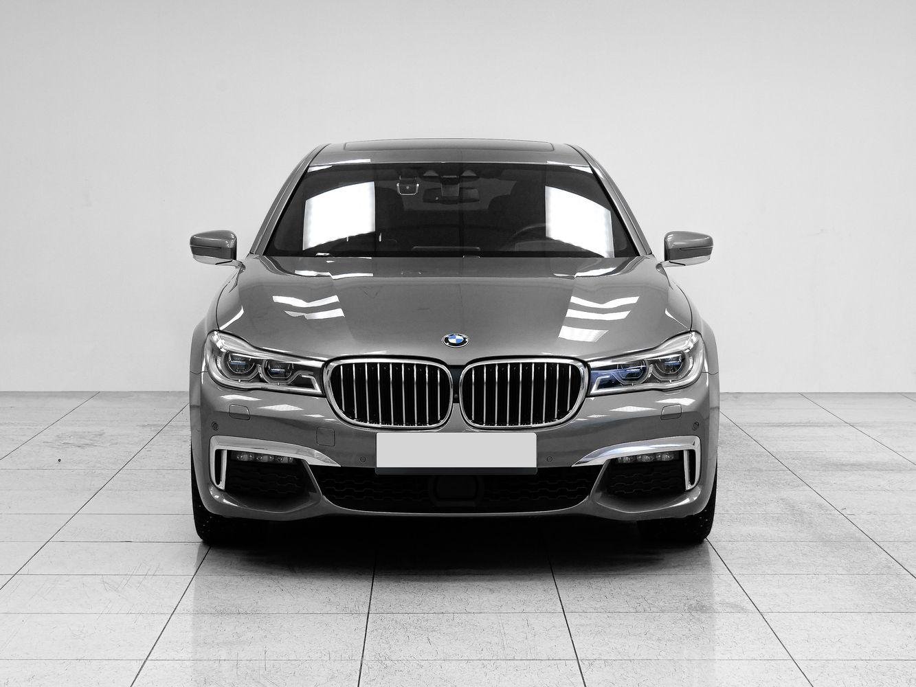 BMW 7 серии, 2017