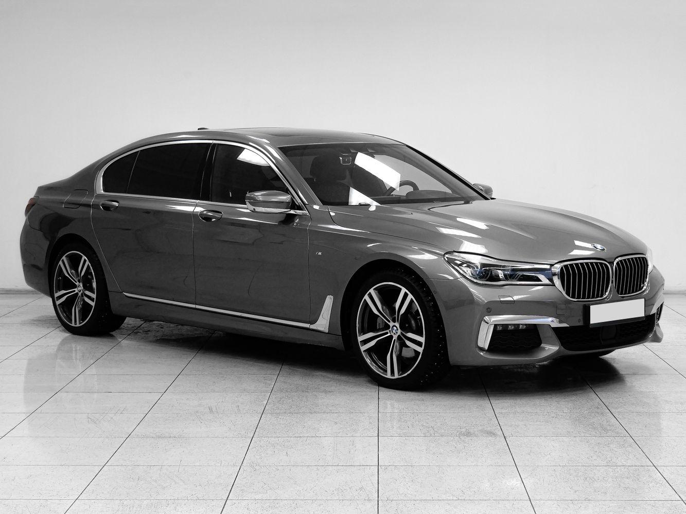BMW 7 серии, 2017