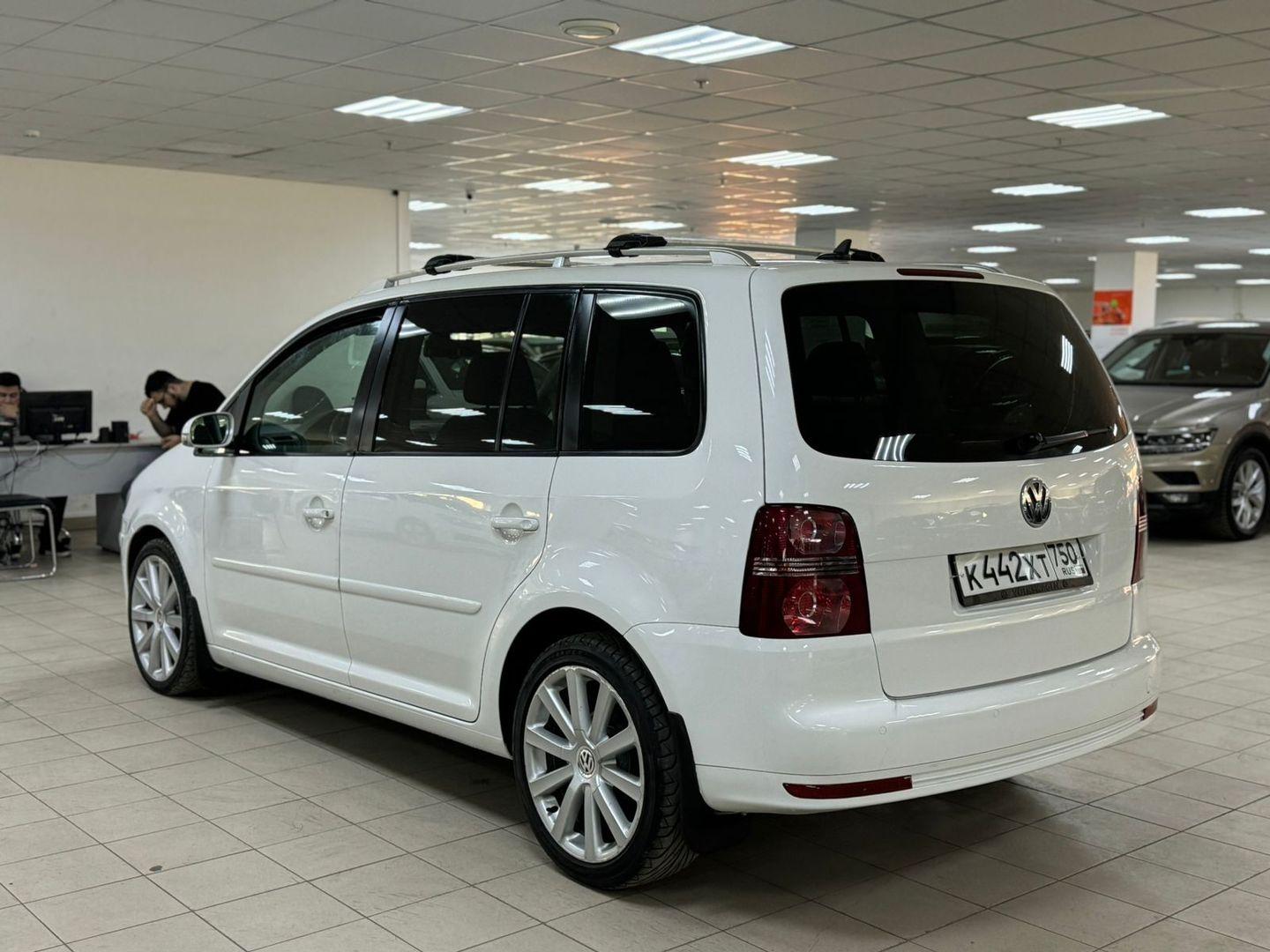 Volkswagen Touran