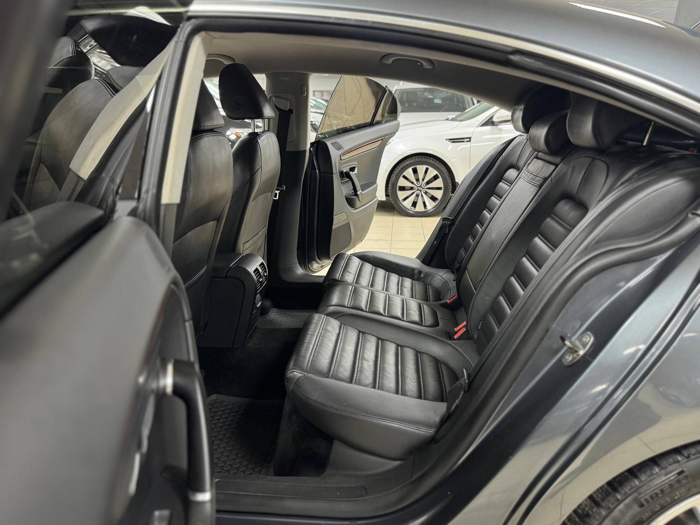 Volkswagen Passat CC