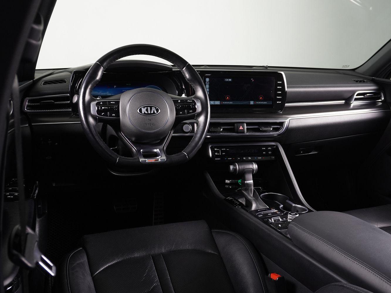 Kia K5, 2022