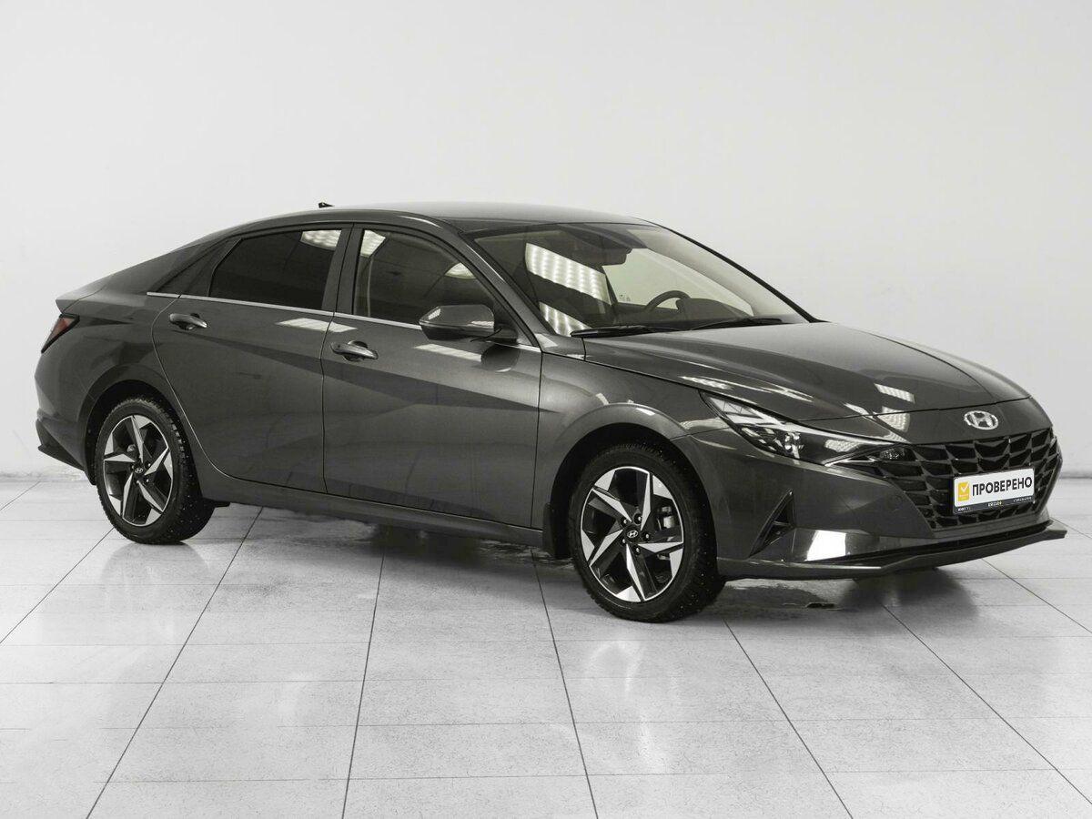 Hyundai Elantra 2023