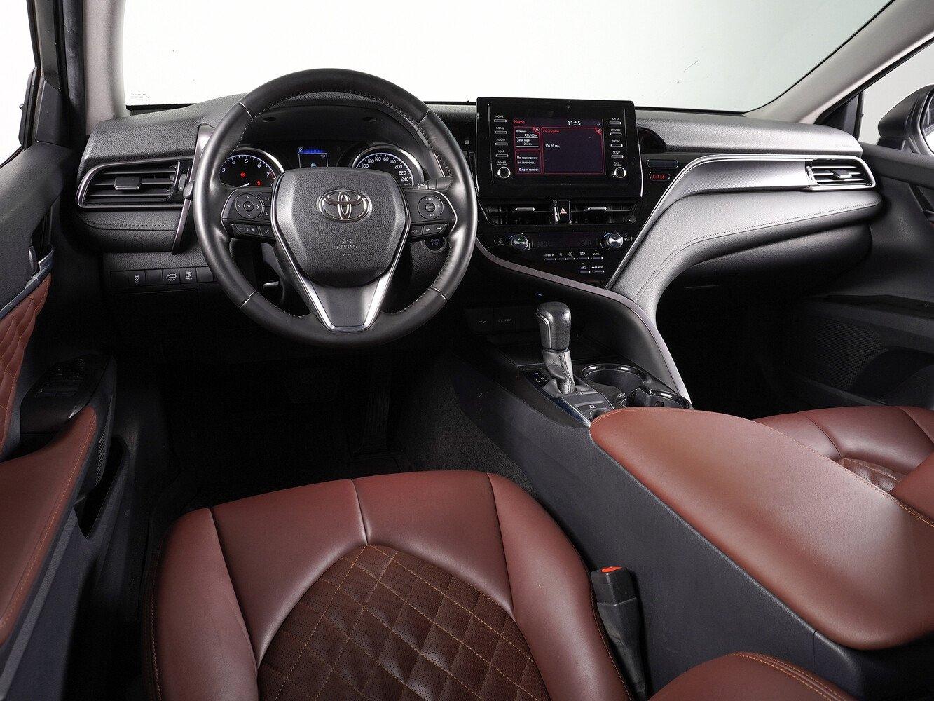 Toyota Camry, 2022