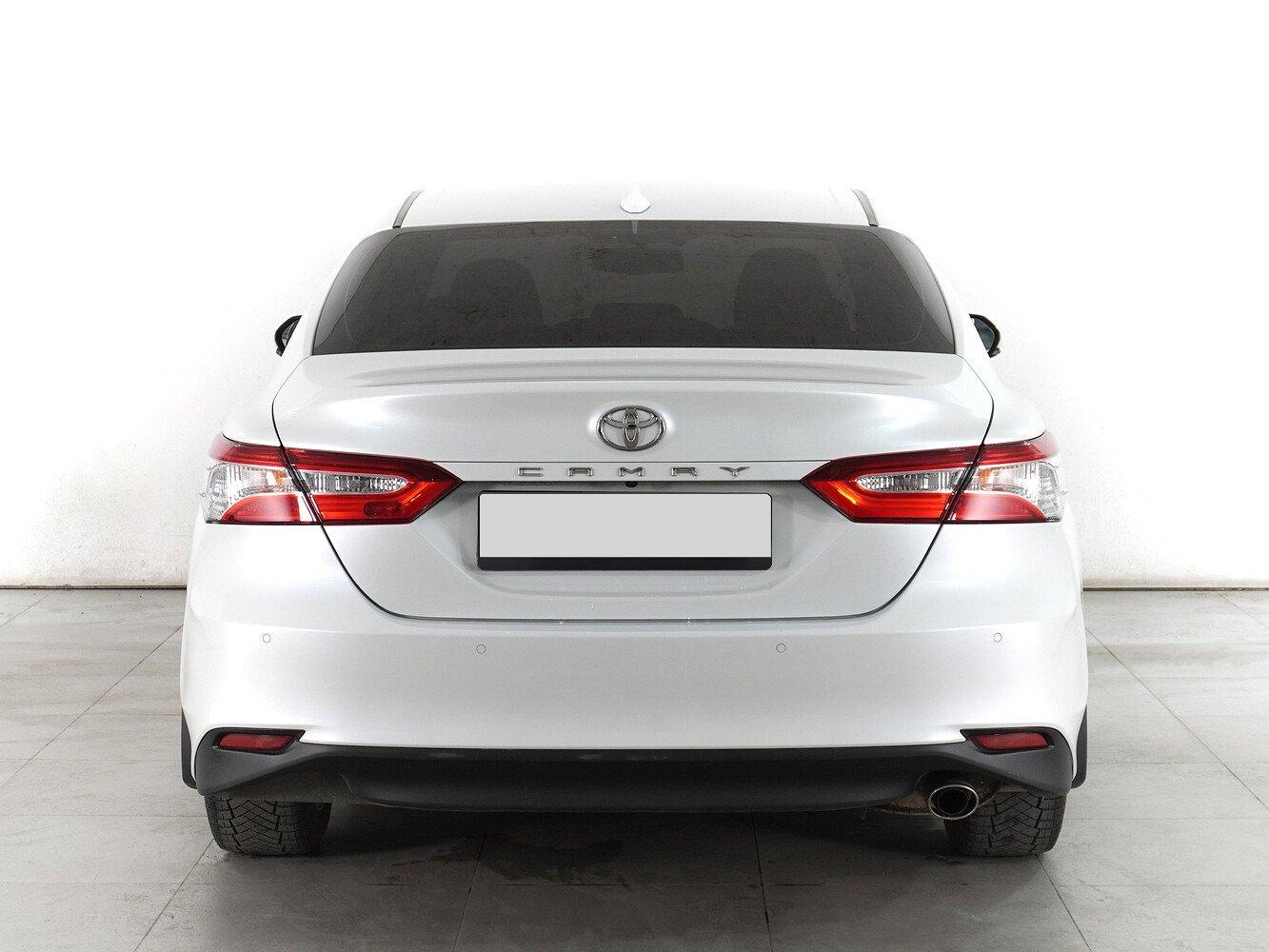Toyota Camry, 2022