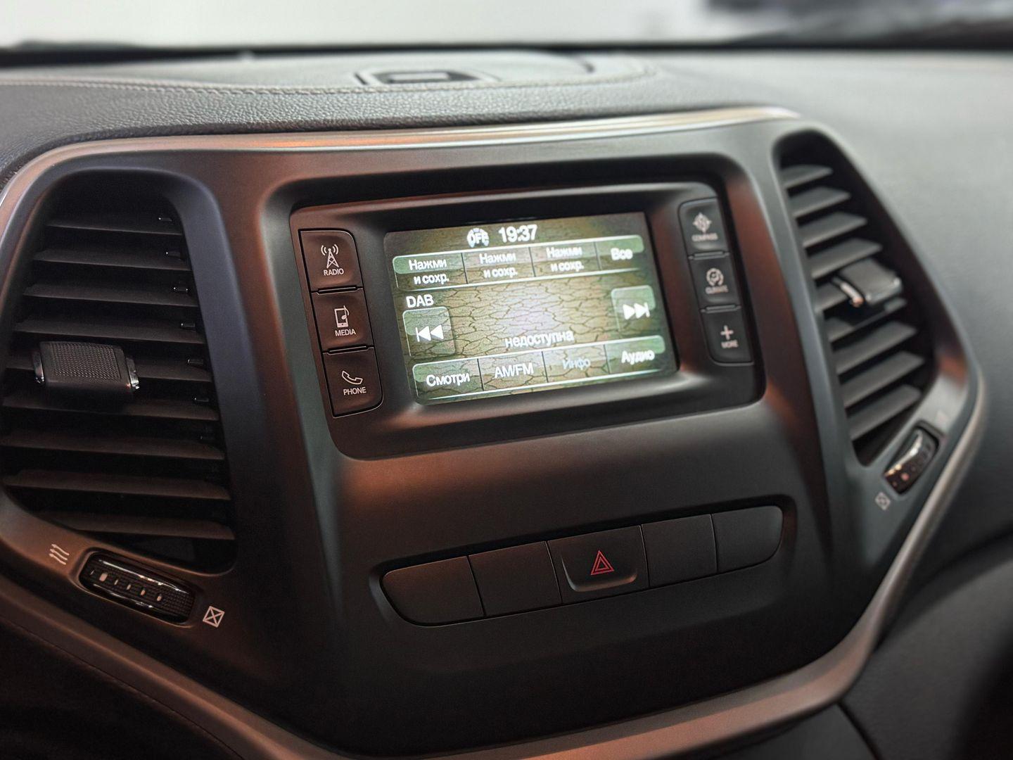 Jeep Cherokee