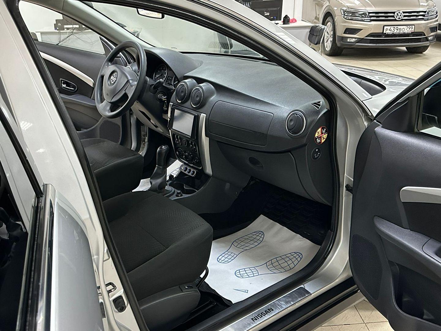 Nissan Almera