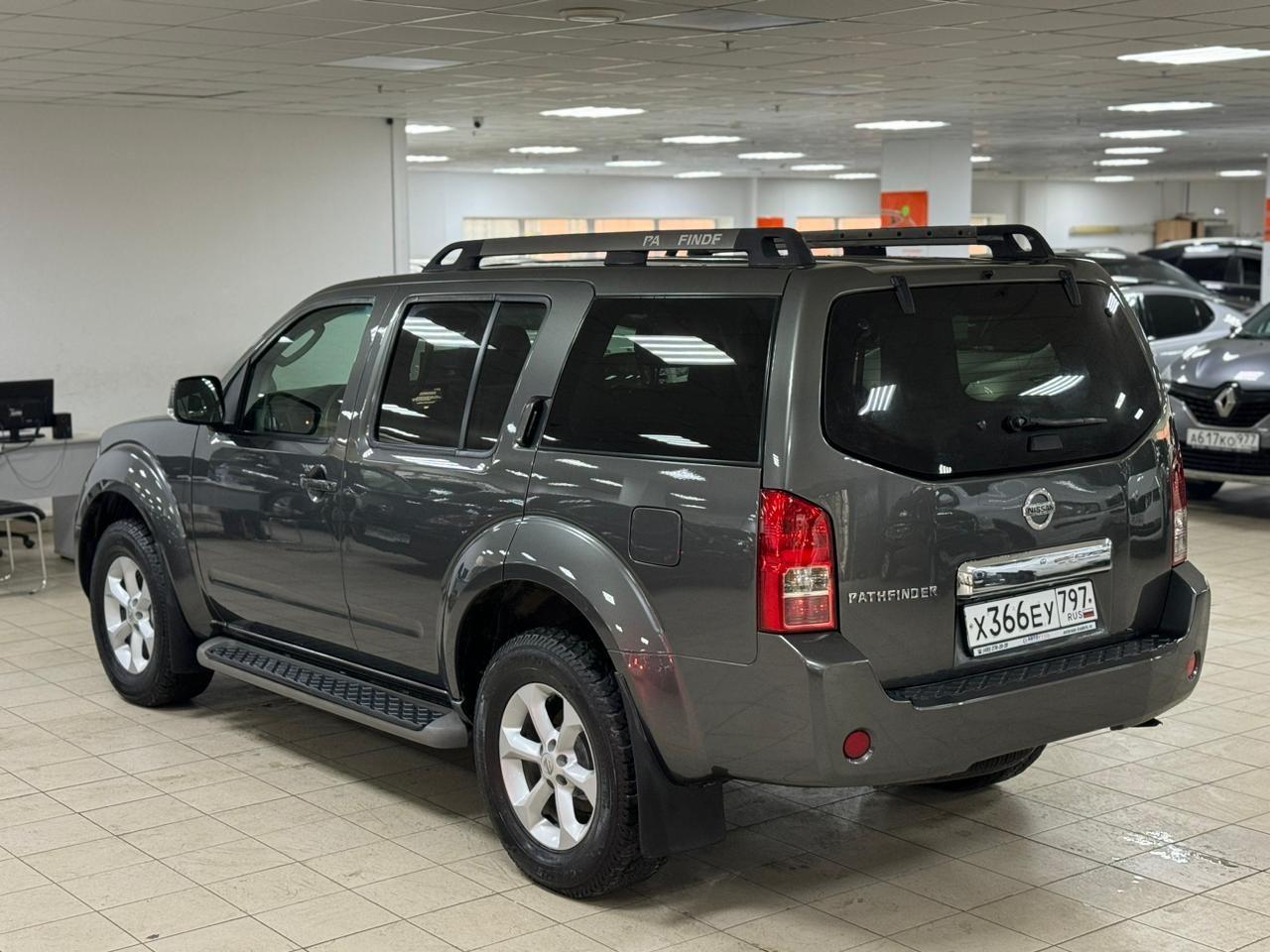 Nissan Pathfinder
