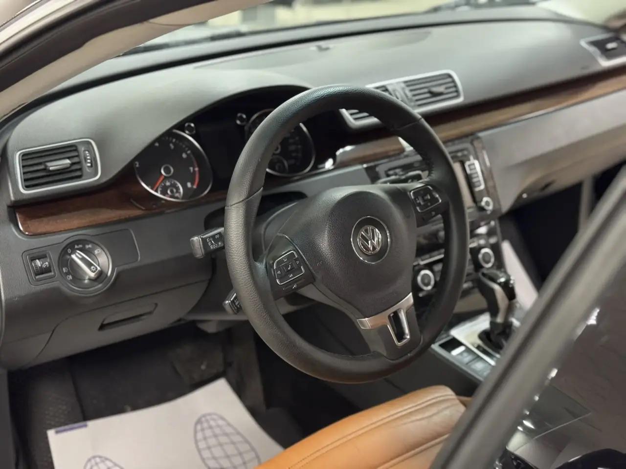Volkswagen Passat CC