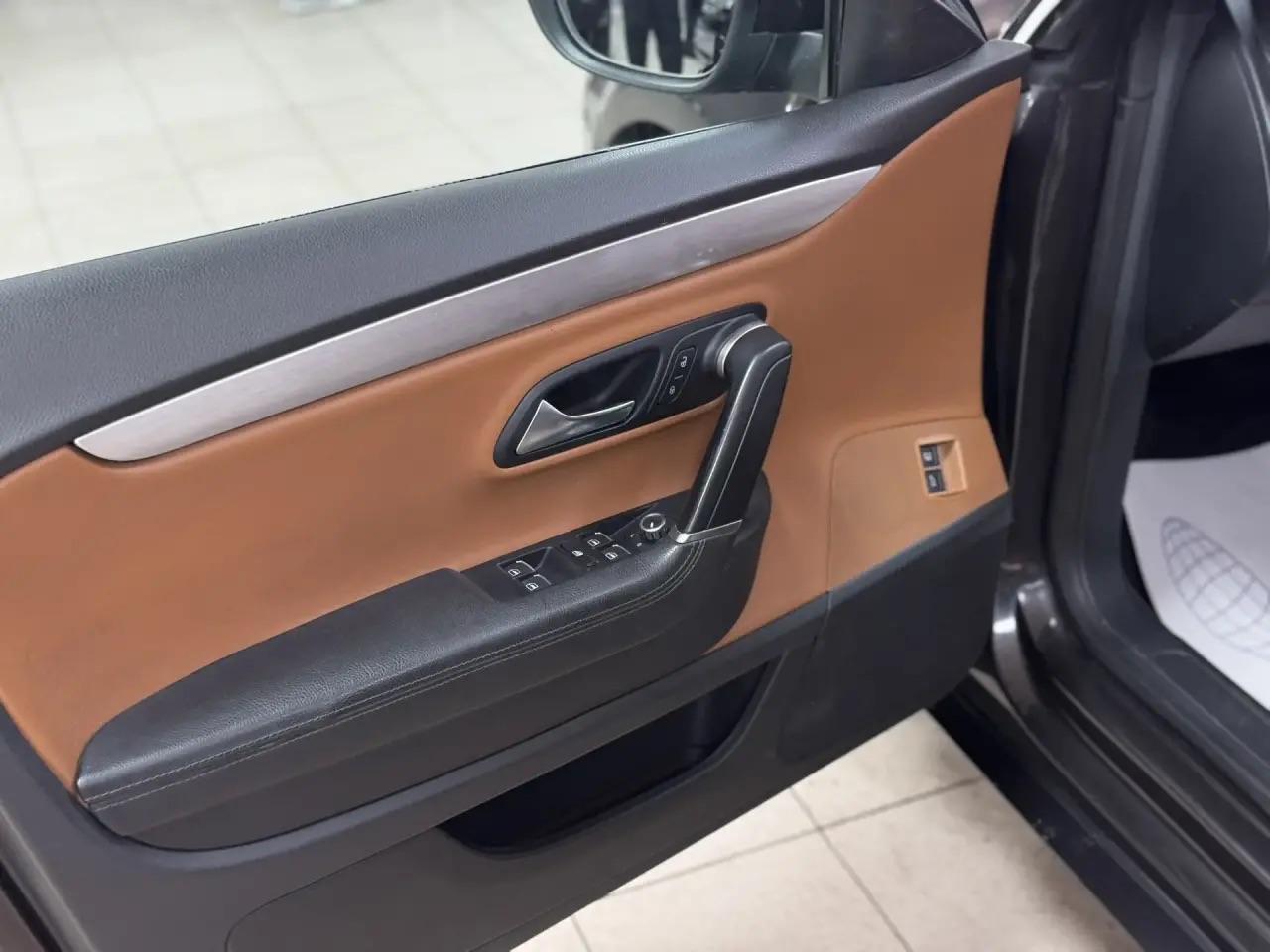 Volkswagen Passat CC