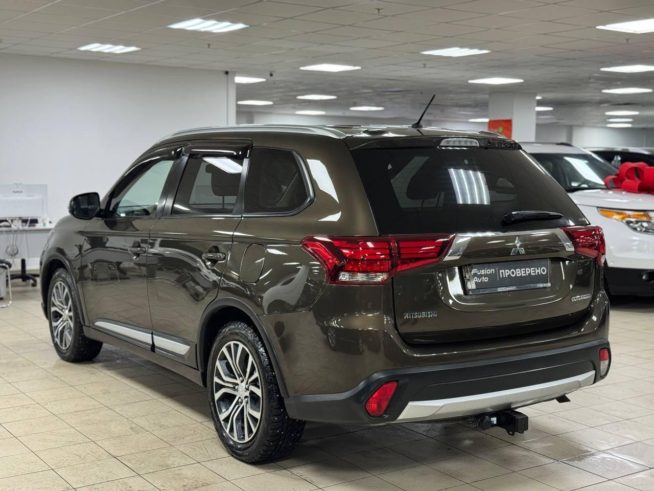 Mitsubishi Outlander