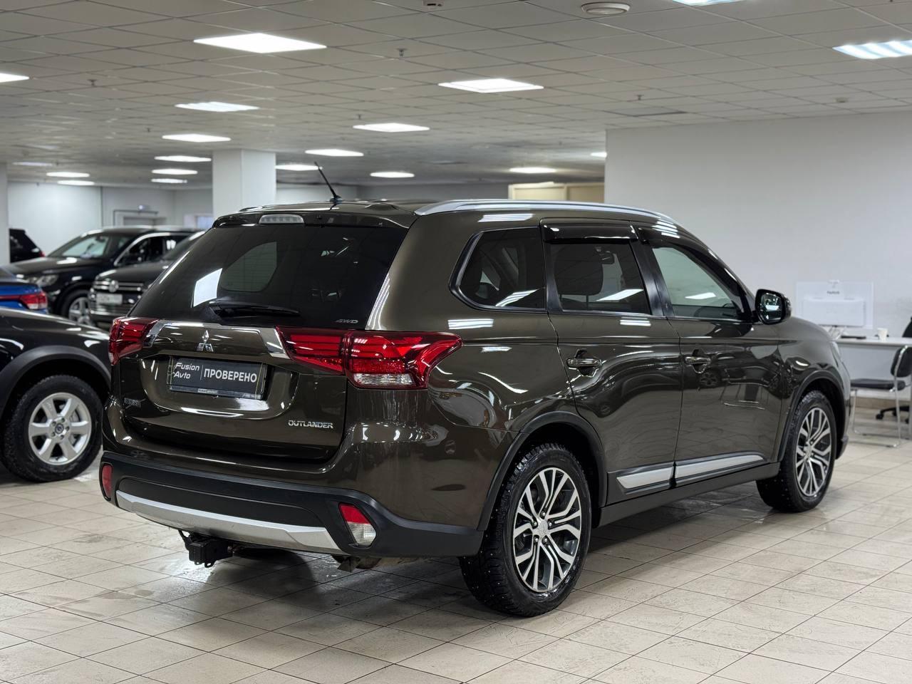 Mitsubishi Outlander