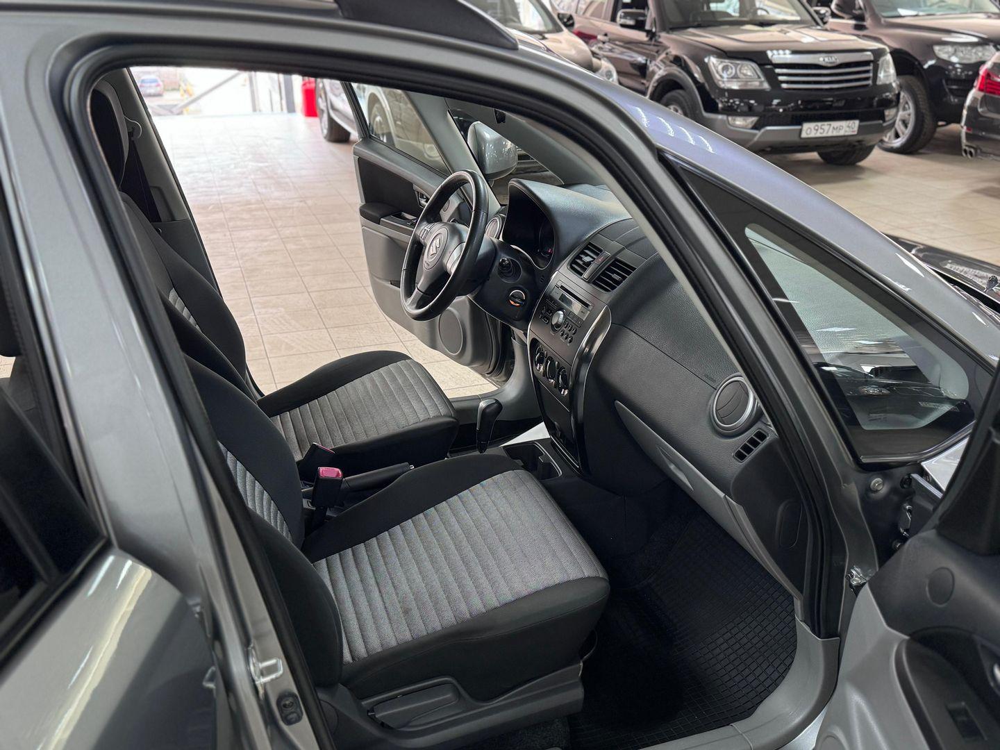 Suzuki SX4