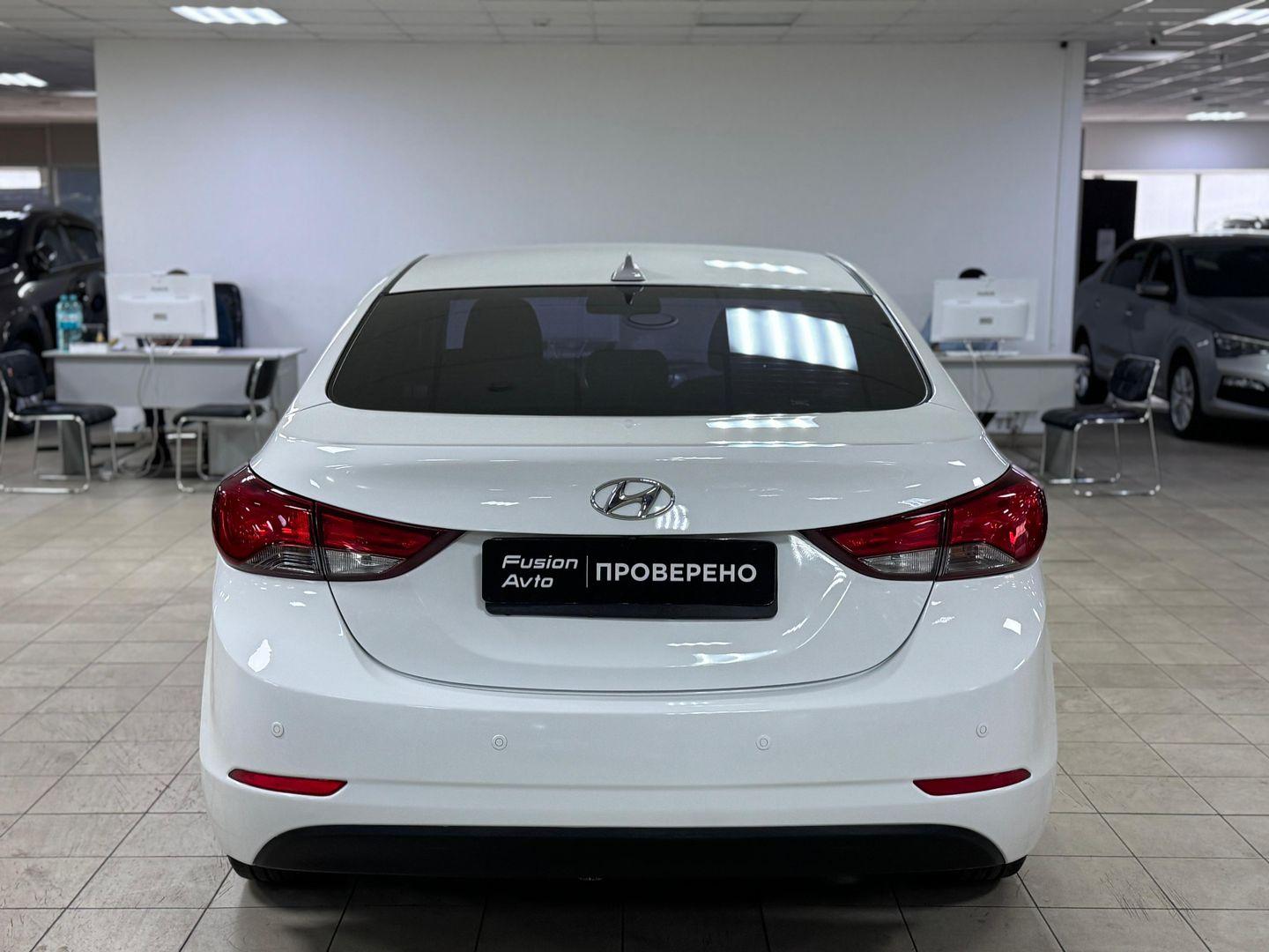 Hyundai Elantra
