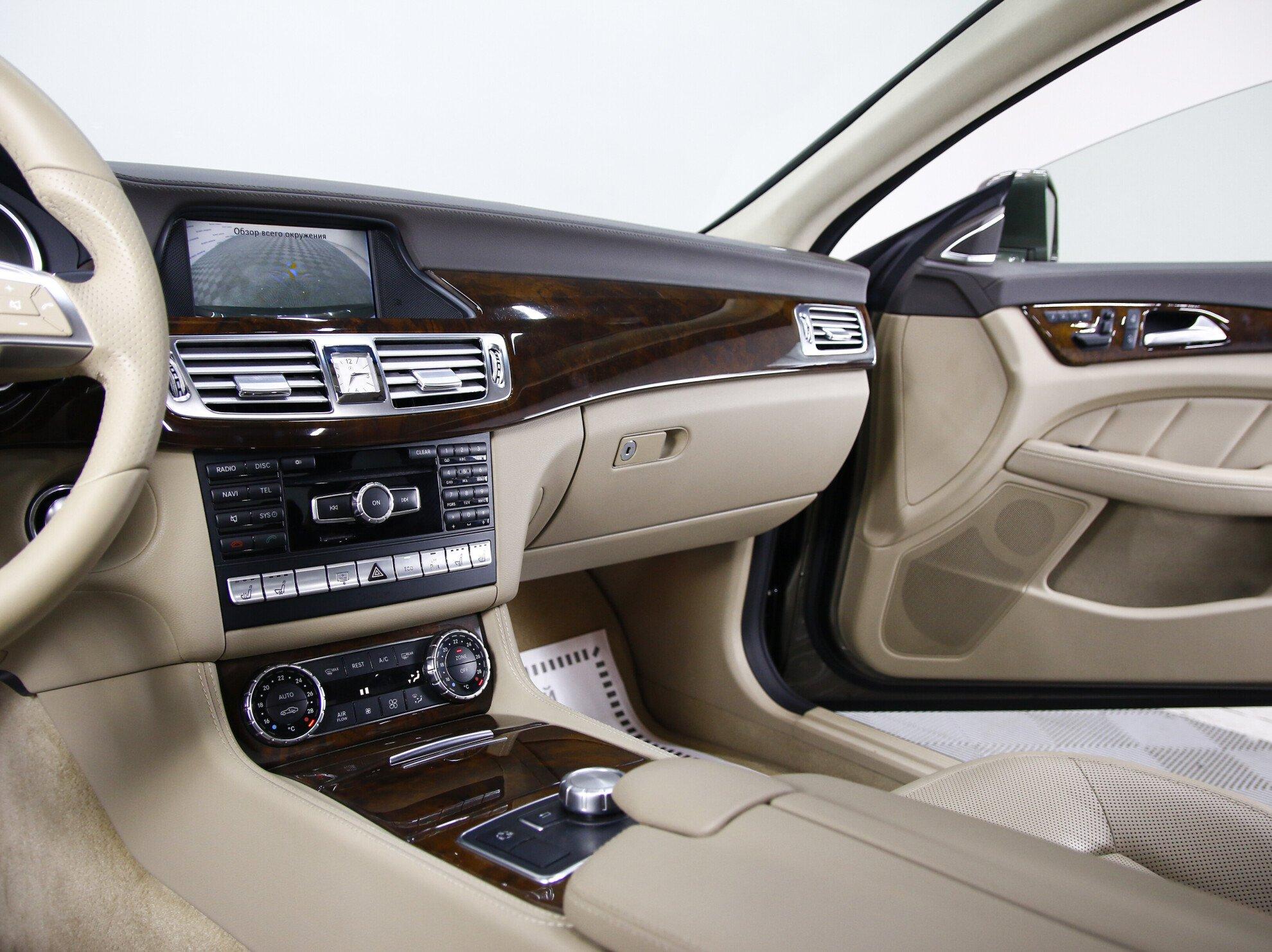 фото автомобиля 12