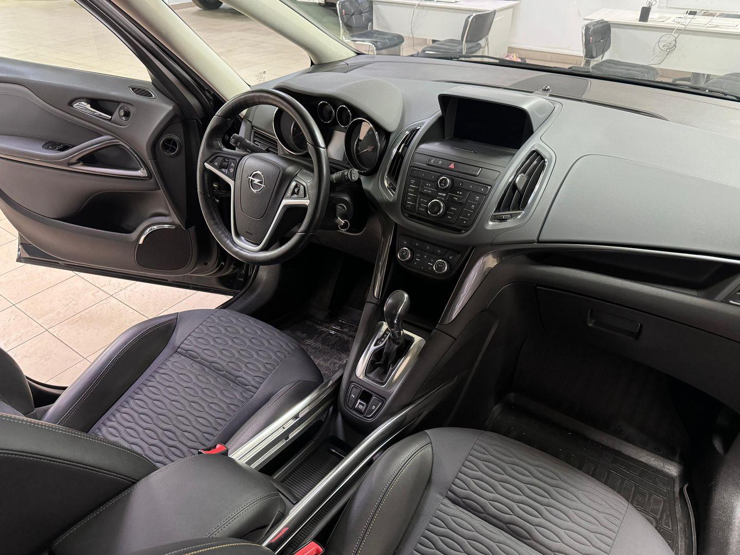 Opel Zafira
