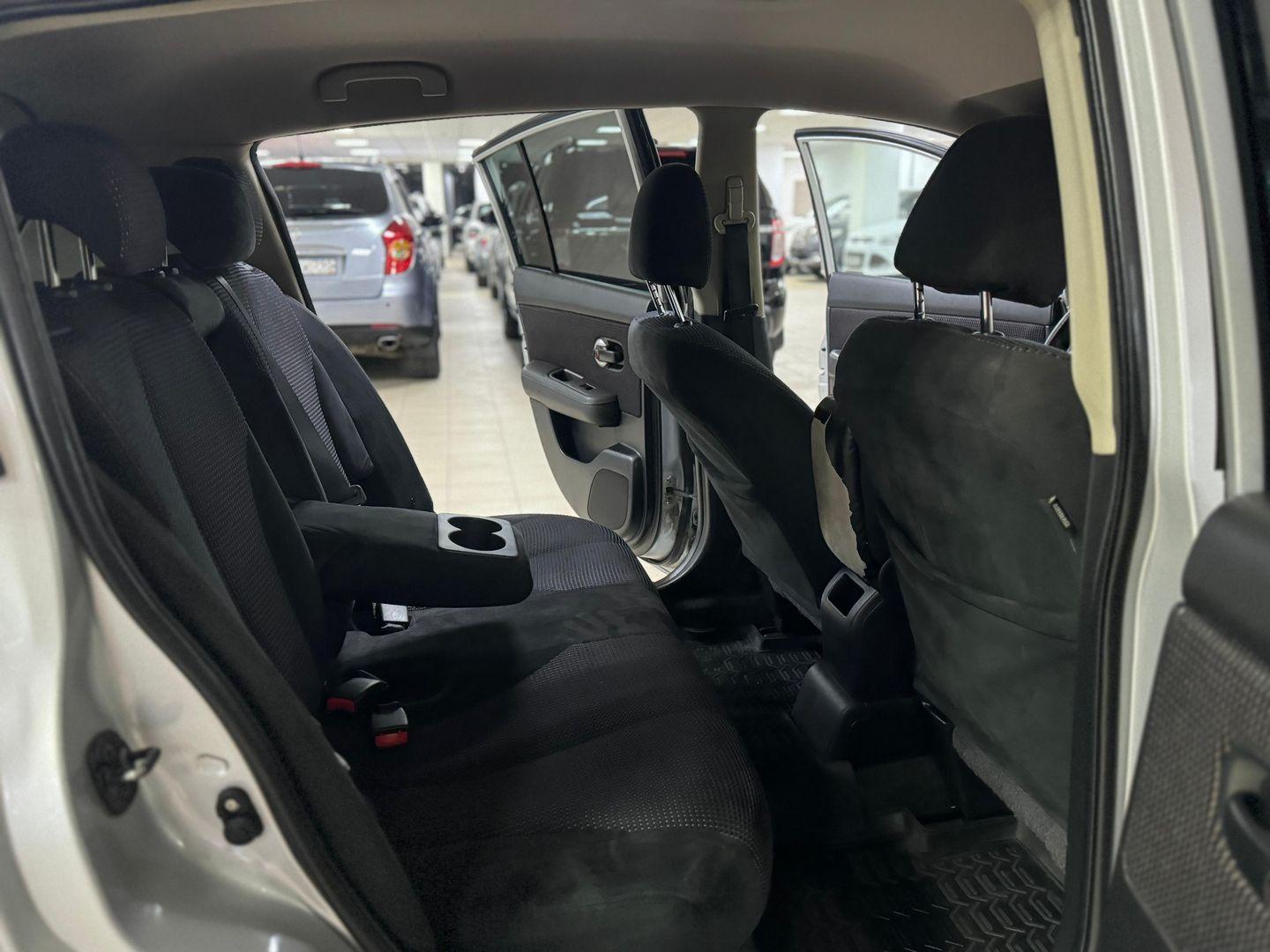 Nissan Tiida