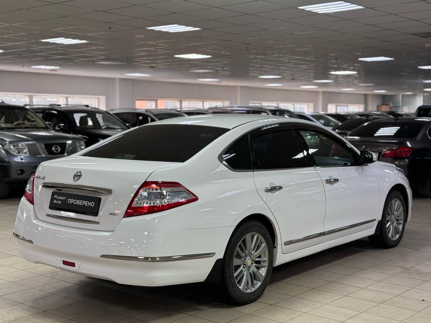 Nissan Teana