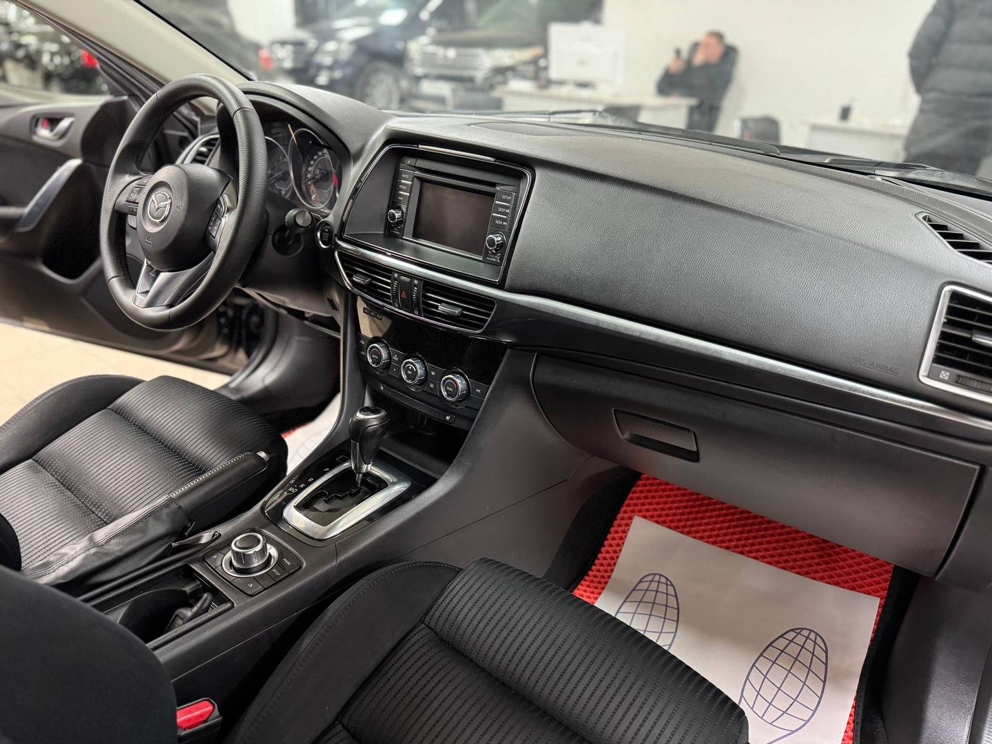 Mazda 6