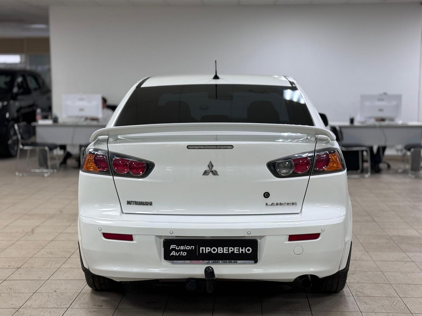 Mitsubishi Lancer