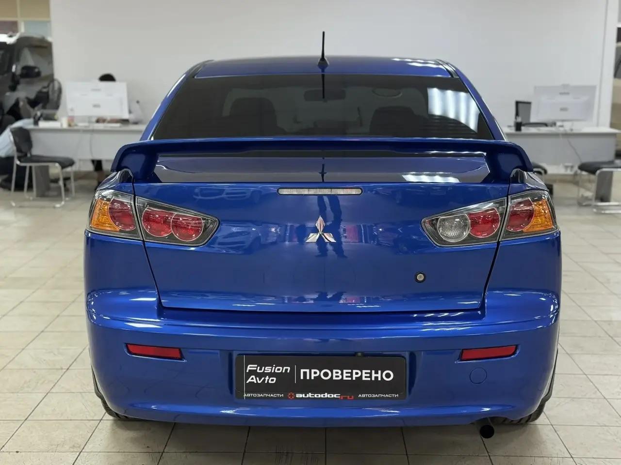 Mitsubishi Lancer