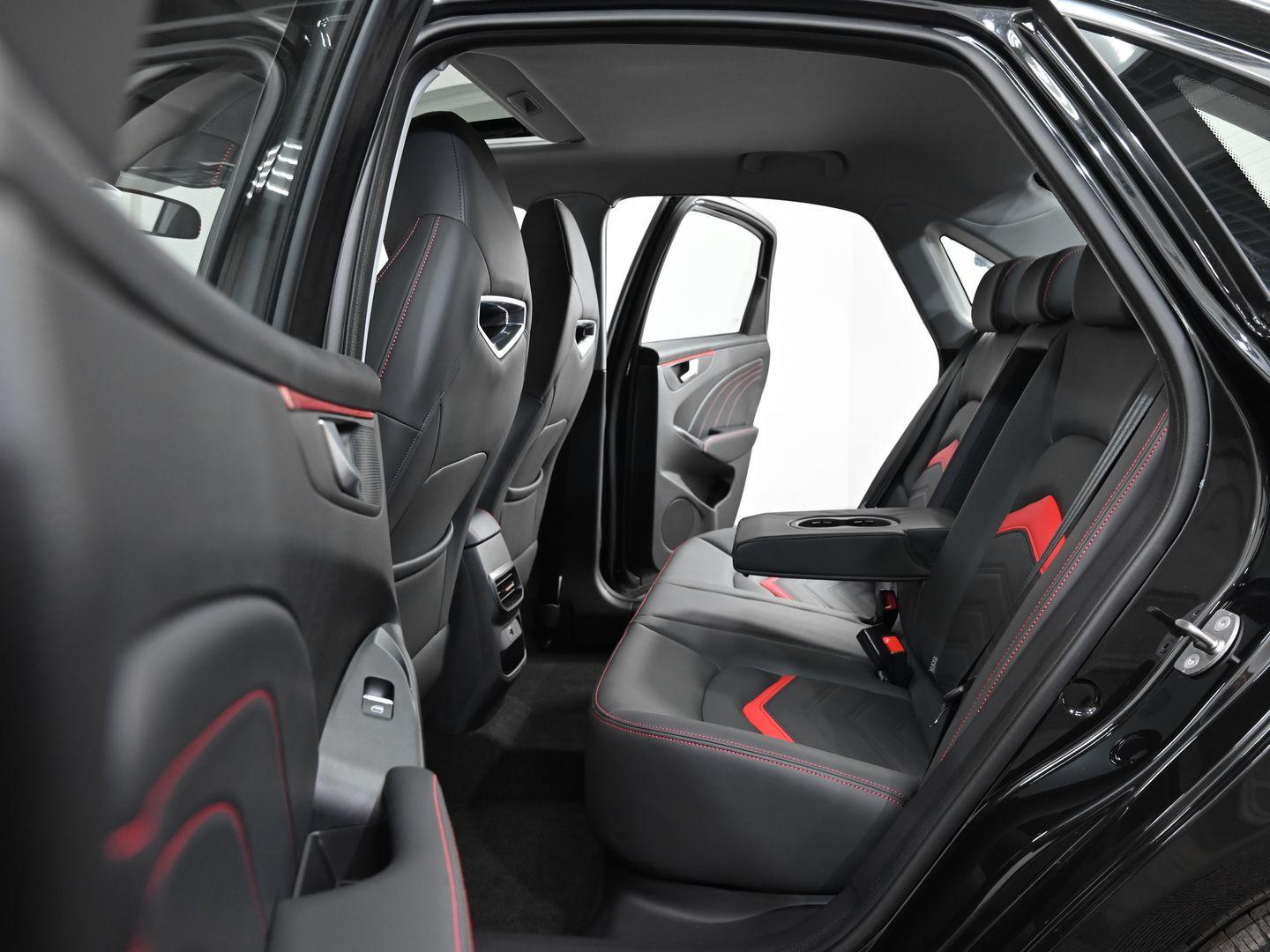 фото автомобиля 12