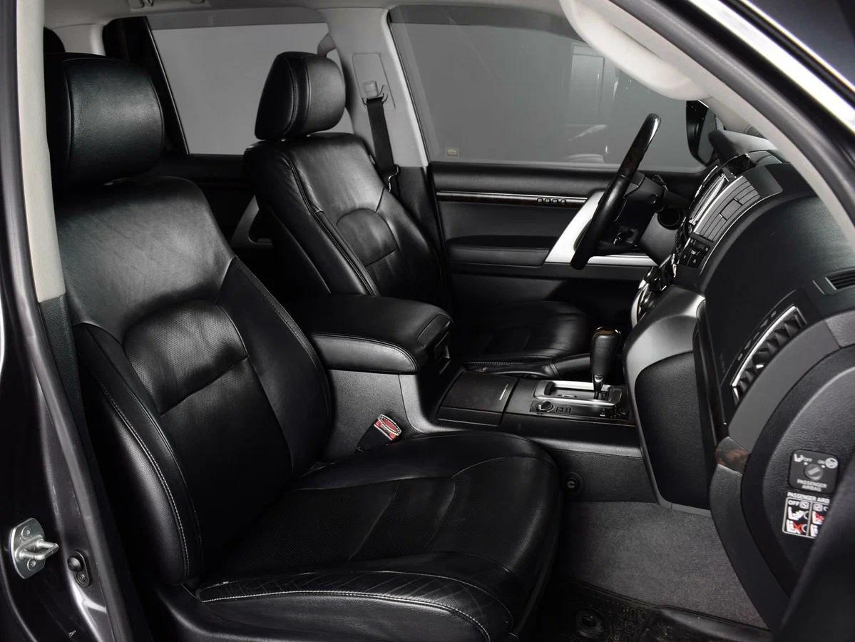 Toyota Land Cruiser, 2013