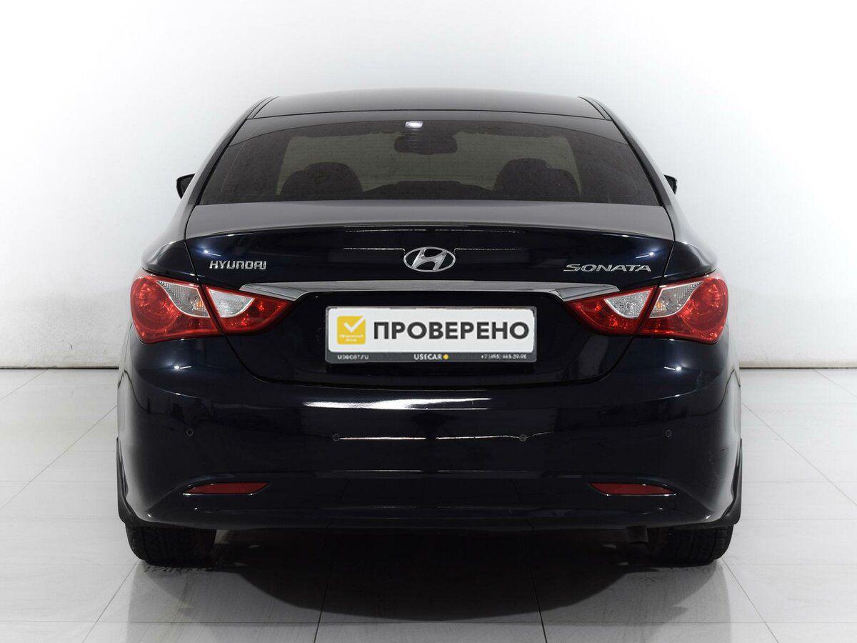 Hyundai Sonata, 2011