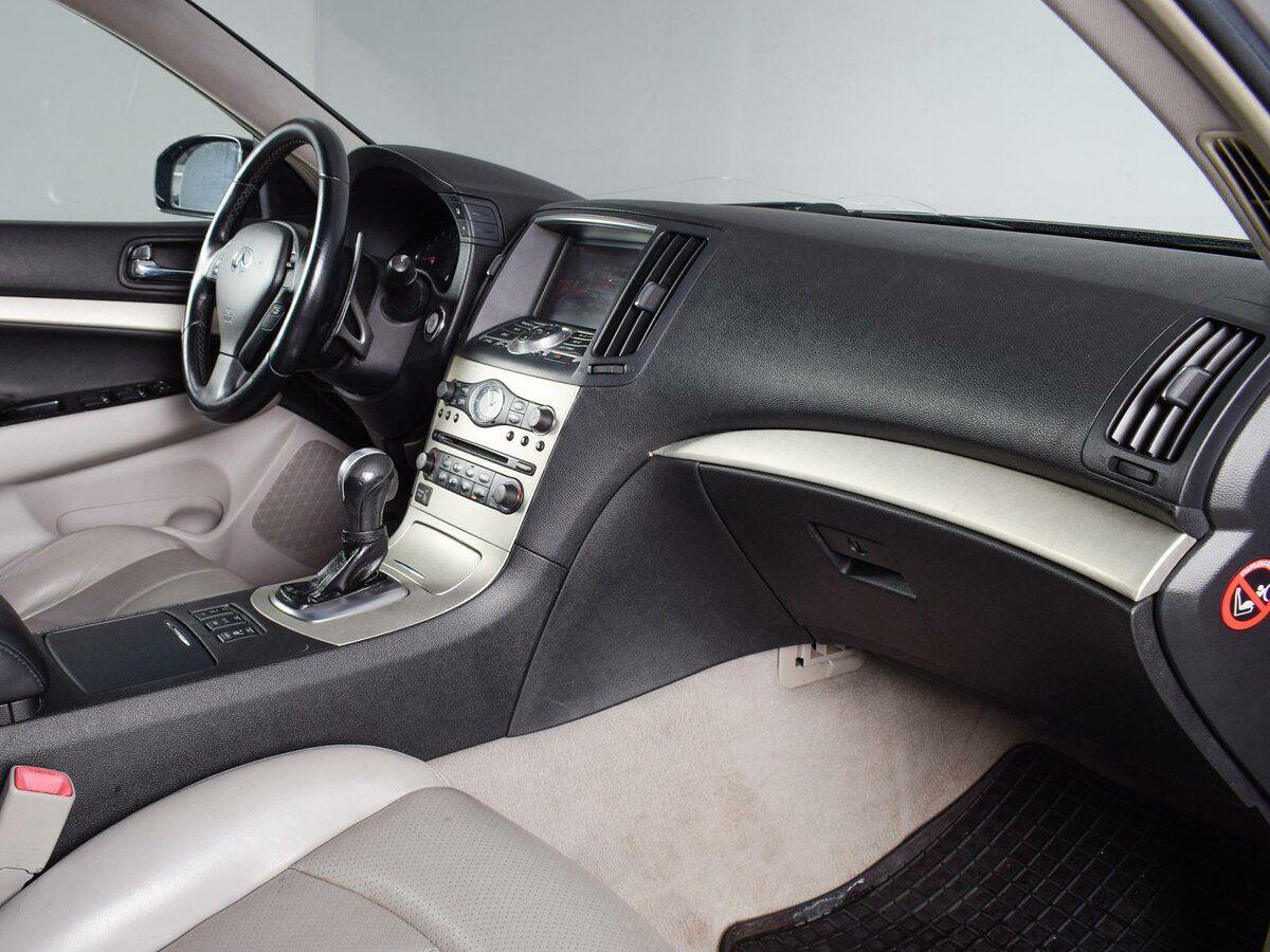 Infiniti G, 2009