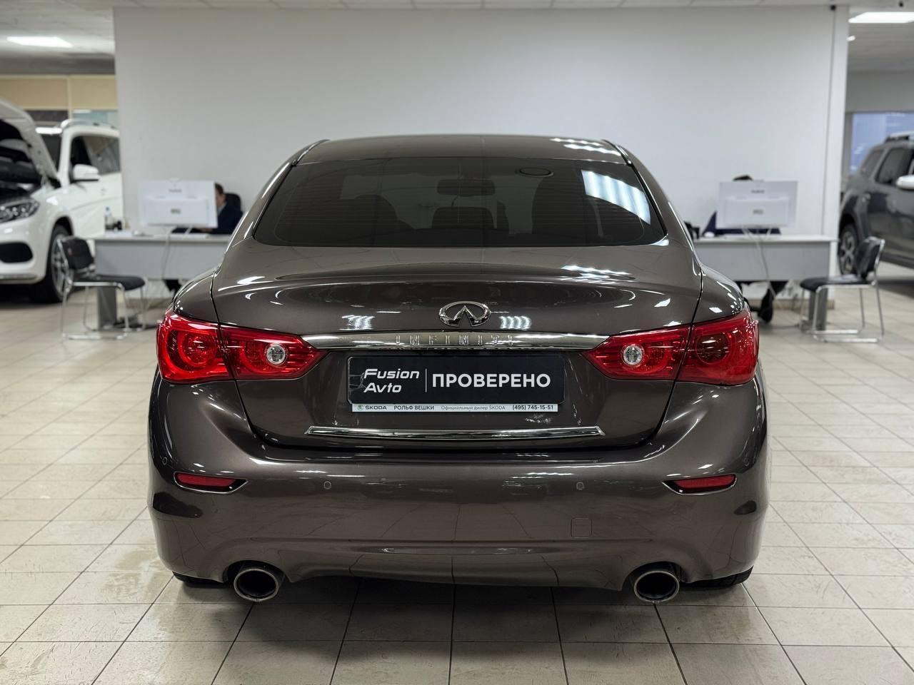 Infiniti Q50