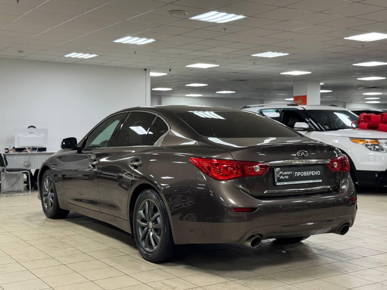 Infiniti Q50