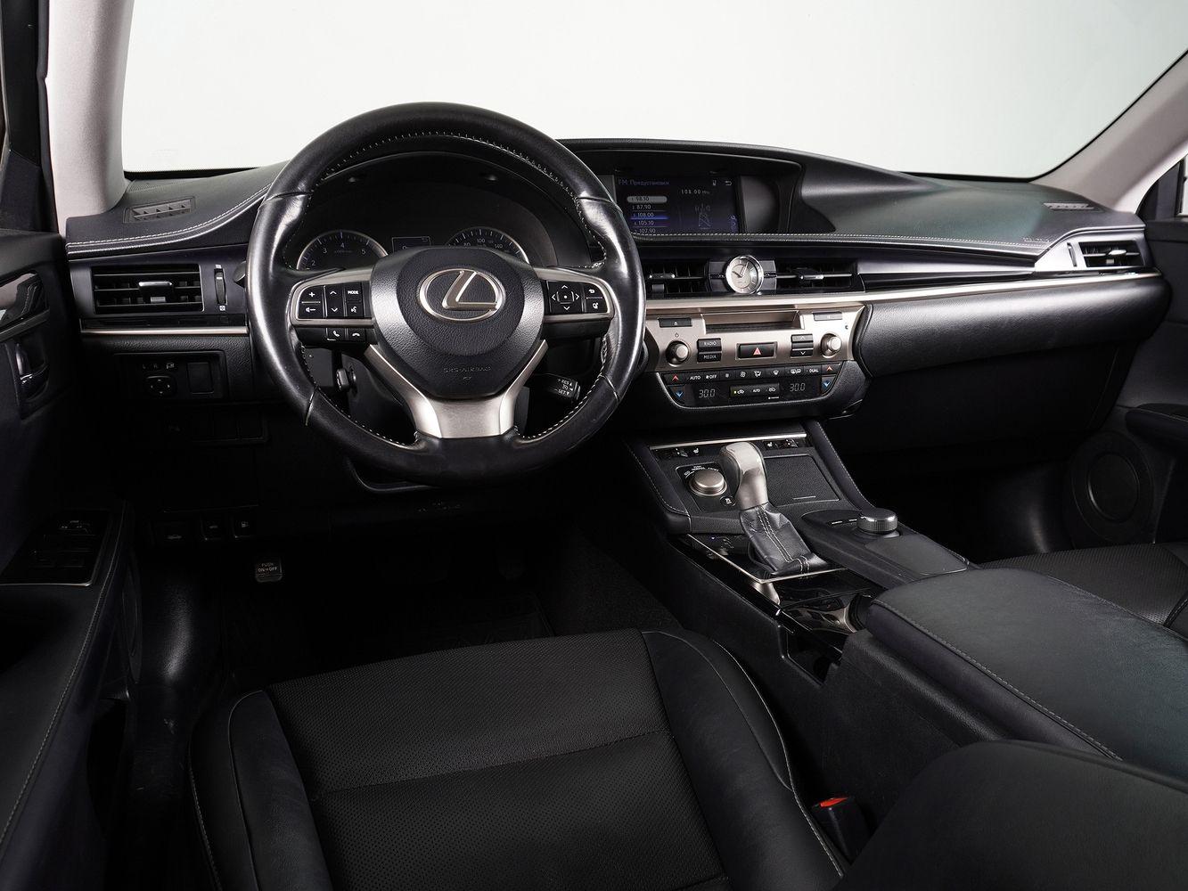 Lexus ES, 2018