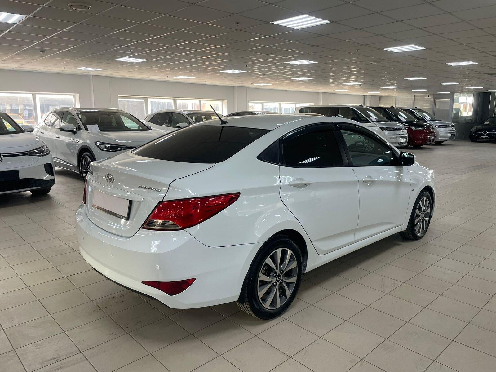 Hyundai Solaris