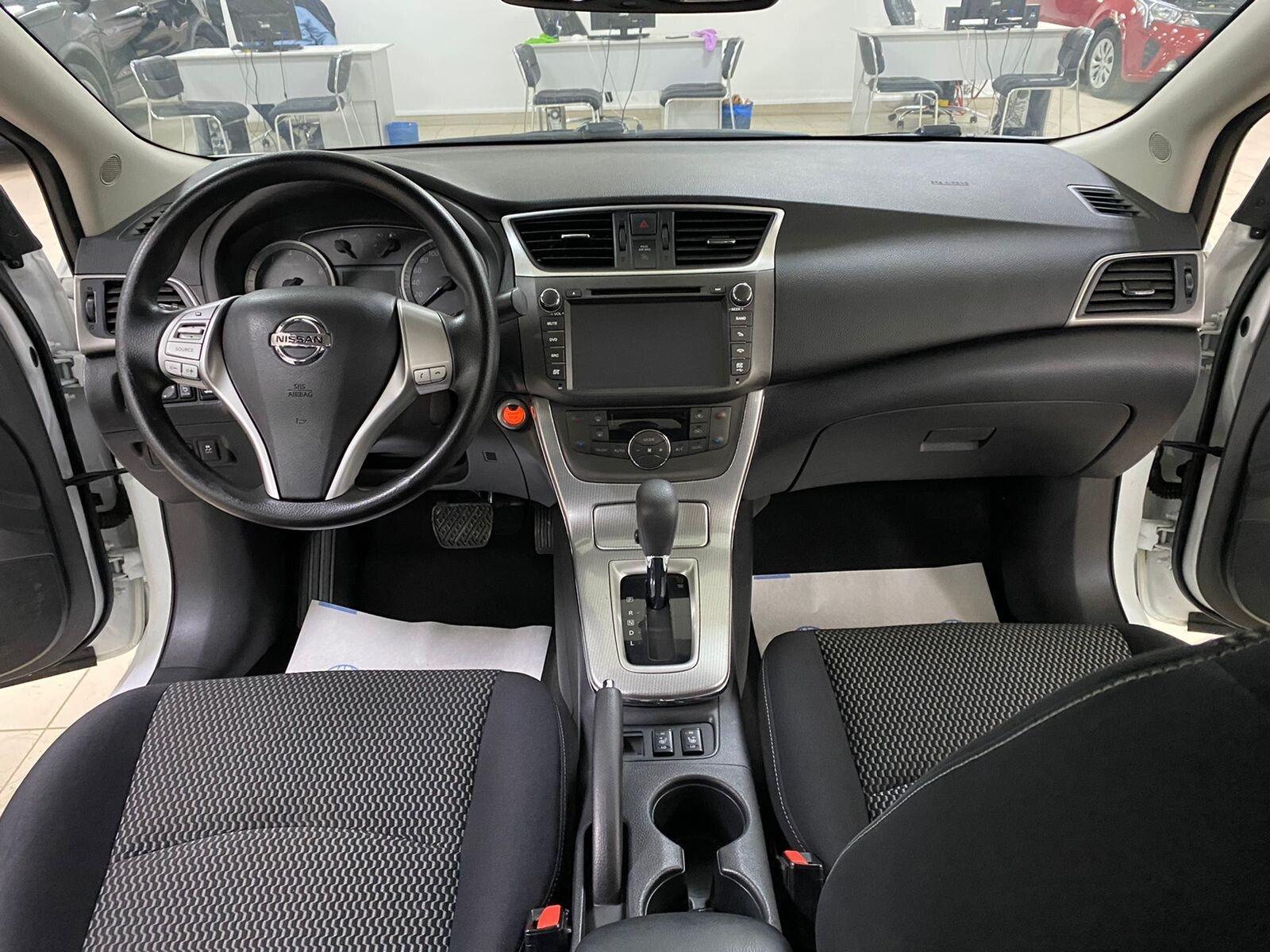 Nissan Sentra
