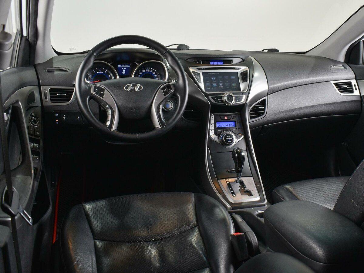 Hyundai Avante, 2013