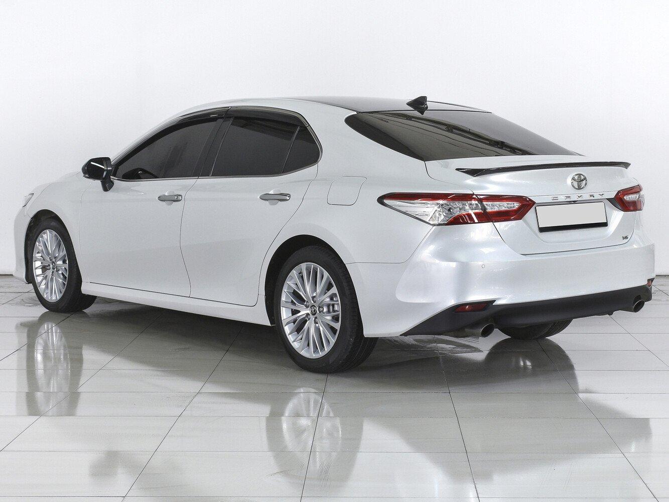 Toyota Camry, 2020