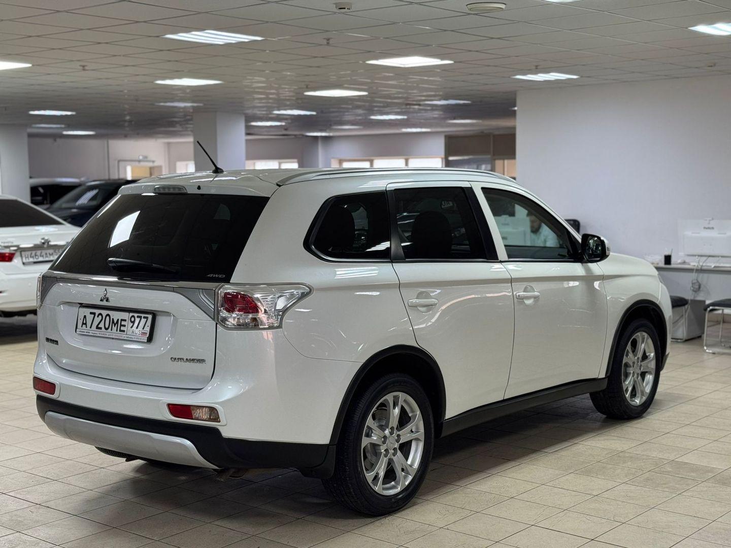 Mitsubishi Outlander