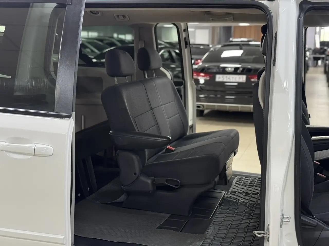 Dodge Caravan