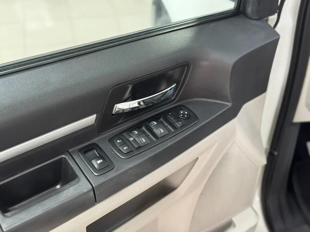 Dodge Caravan
