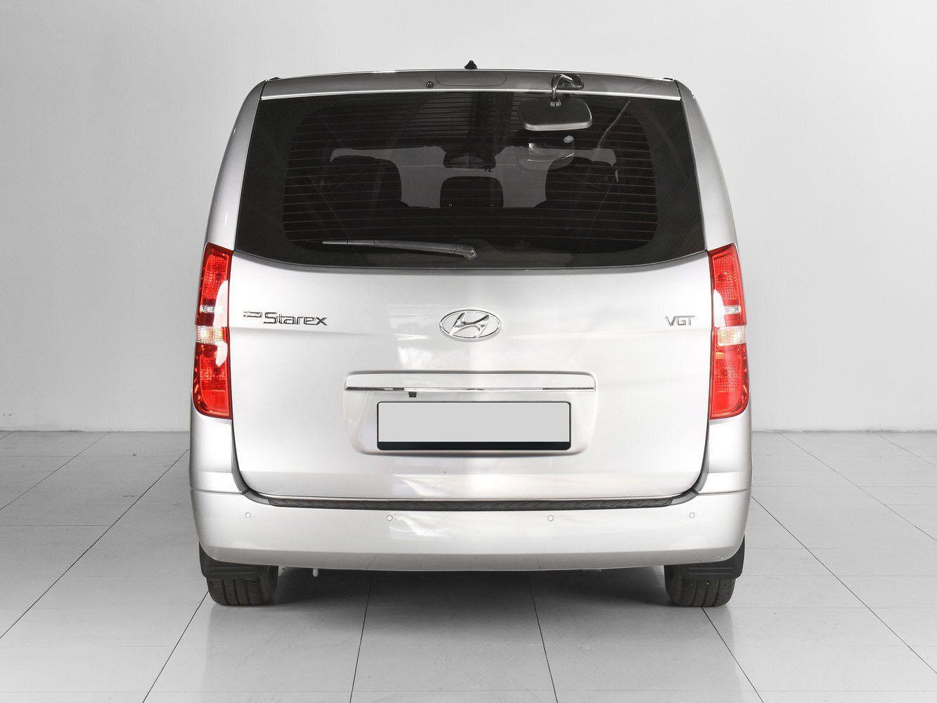 Hyundai Grand Starex, 2020